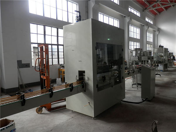 Автоматичний наповнювач відбілювача в Китаї