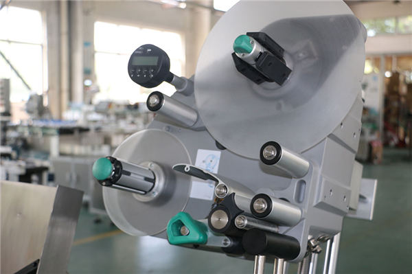 Машина для маркування труб для збору вакуумної крові