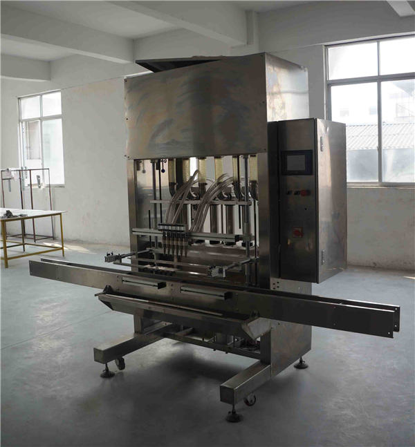 Машина для наповнення пляшок ефірного масла