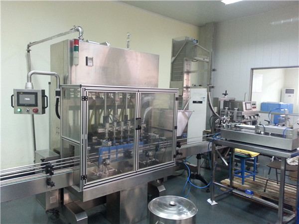 6-головна автоматична машина для заправлення моторного масла